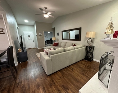 1803 Redbud Circle - Photo Thumbnail 1