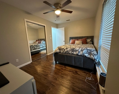 1803 Redbud Circle - Photo Thumbnail 10