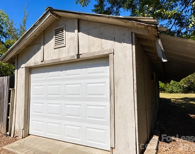 649 Arch Drive - Photo Thumbnail 17