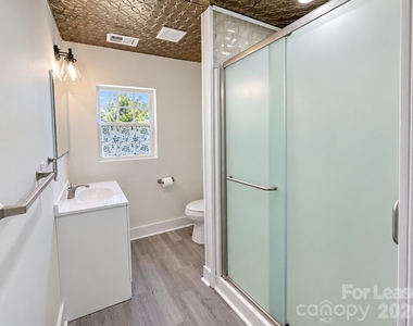 649 Arch Drive - Photo Thumbnail 11