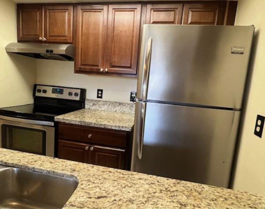 10001 W Atlantic Boulevard - Photo Thumbnail 5