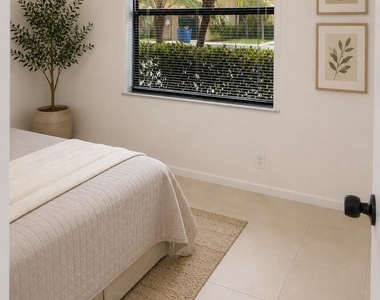 11477 Nw 39th Court - Photo Thumbnail 5