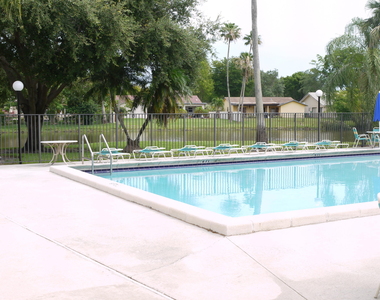 11477 Nw 39th Court - Photo Thumbnail 10
