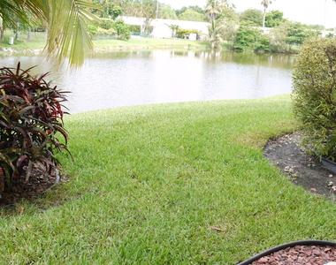 11477 Nw 39th Court - Photo Thumbnail 8