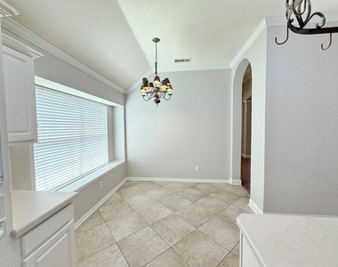 11721 Duxbury Drive - Photo Thumbnail 8