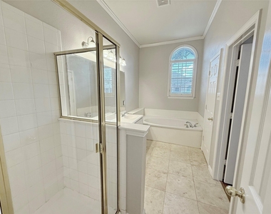 11721 Duxbury Drive - Photo Thumbnail 14
