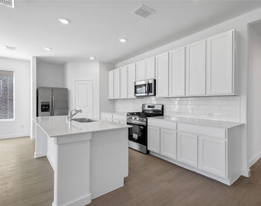 1328 Francesca Drive - Photo Thumbnail 6