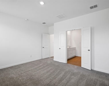 1328 Francesca Drive - Photo Thumbnail 15
