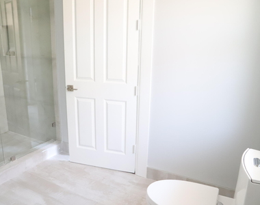 806 Nw 82nd Place - Photo Thumbnail 20