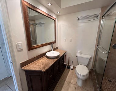 1414 Ne 5th Terrace - Photo Thumbnail 10