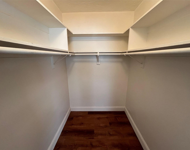 1414 Ne 5th Terrace - Photo Thumbnail 9