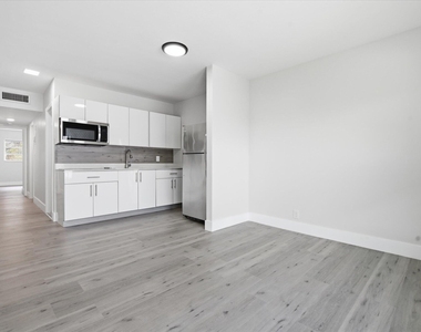 1638 Plunkett Street - Photo Thumbnail 1