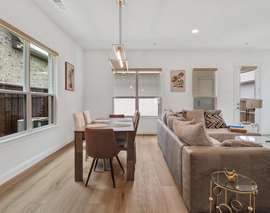 1008 Bolden Avenue - Photo Thumbnail 7