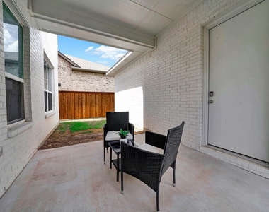 1008 Bolden Avenue - Photo Thumbnail 32