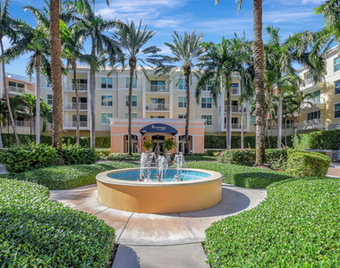 802 W Windward Way - Photo Thumbnail 19
