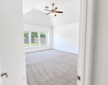 2776 Park Place - Photo Thumbnail 13