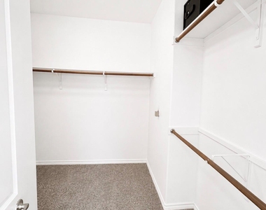 2776 Park Place - Photo Thumbnail 15