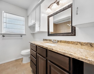 8351 Lullwater Drive - Photo Thumbnail 18