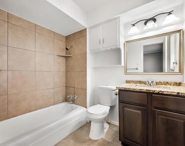 8351 Lullwater Drive - Photo Thumbnail 22