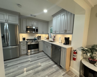 200 Ne 56th Street - Photo Thumbnail 5