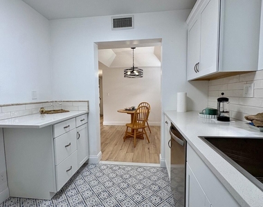 15091 Ashland Circle - Photo Thumbnail 12