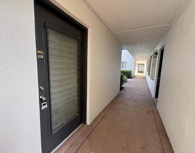 15091 Ashland Circle - Photo Thumbnail 24