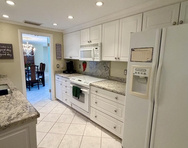 5400 N Ocean Drive - Photo Thumbnail 6