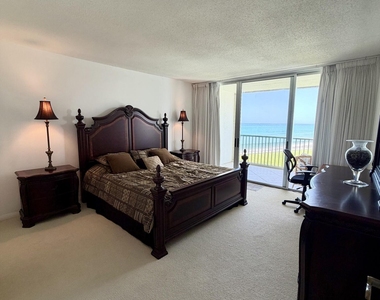 5400 N Ocean Drive - Photo Thumbnail 10