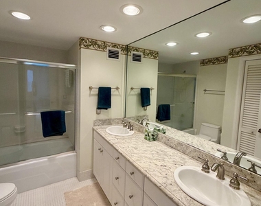 5400 N Ocean Drive - Photo Thumbnail 9