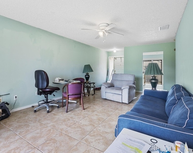 603 Sw Jeanne Street - Photo Thumbnail 6