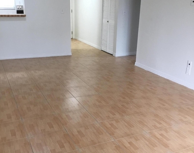 7860 Nw 50th Street - Photo Thumbnail 9