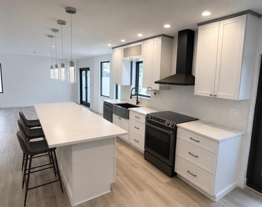10920 Haydn Drive - Photo Thumbnail 2
