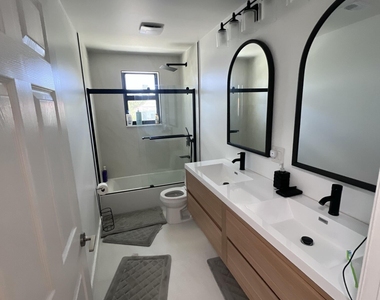 10920 Haydn Drive - Photo Thumbnail 10