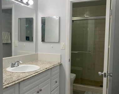 832 Nw 92nd Avenue - Photo Thumbnail 21
