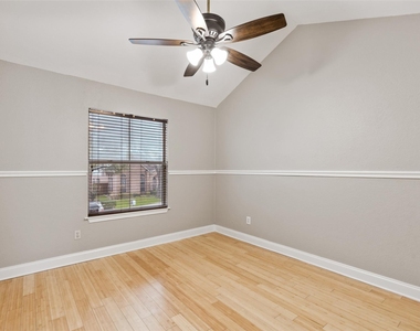 906 Canal Street - Photo Thumbnail 27
