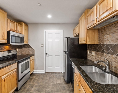 906 Canal Street - Photo Thumbnail 11