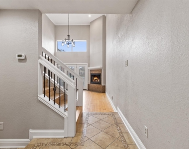 906 Canal Street - Photo Thumbnail 3