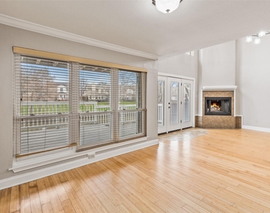 906 Canal Street - Photo Thumbnail 8