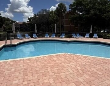 8741 Wiles Road - Photo Thumbnail 29