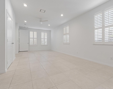 4273 E Main Street - Photo Thumbnail 31