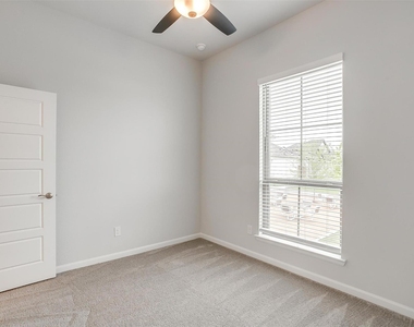 10512 Palmera Road - Photo Thumbnail 26