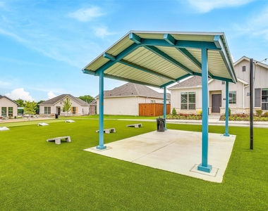 10512 Palmera Road - Photo Thumbnail 36