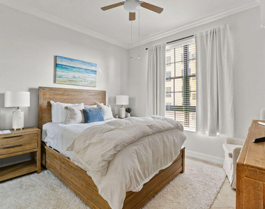 701 S Olive Avenue - Photo Thumbnail 11