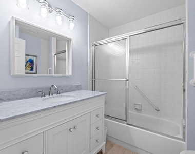 8486 Heather Place - Photo Thumbnail 20