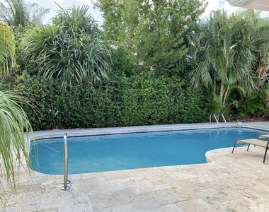 1800 E Terra Mar Drive - Photo Thumbnail 25