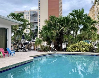 1800 E Terra Mar Drive - Photo Thumbnail 23