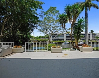 765 Jeffery Street - Photo Thumbnail 22
