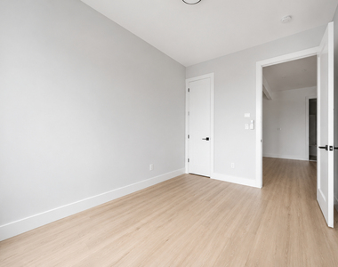 1613 Brooklyn Avenue - Photo Thumbnail 4