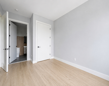 1613 Brooklyn Avenue - Photo Thumbnail 5