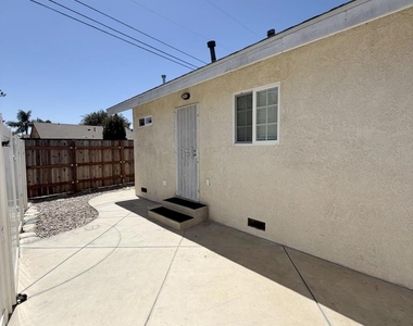 3502 Nyeland Avenue - Photo Thumbnail 8